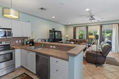 808 SW 4th Avenue, Fort Lauderdale FL - photo 14 of 40
