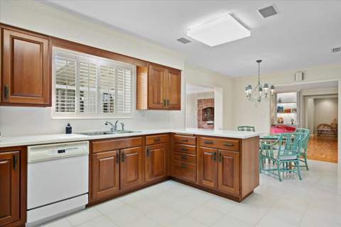 1000 Country Club Drive, North Palm Beach FL - photo 17 of 59