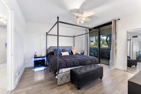 5280 Las Verdes Circle #124, Delray Beach FL - photo 10 of 17