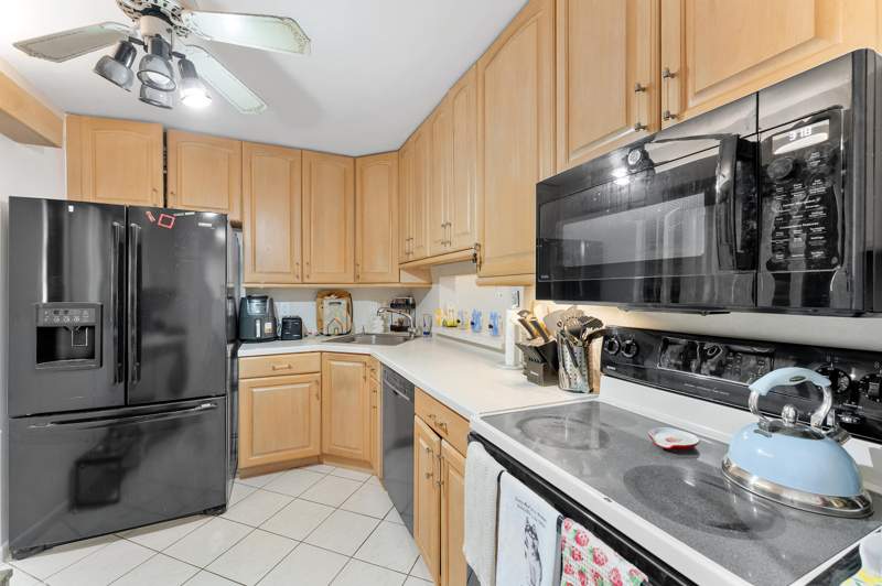 2 bedroom Condominium at 5280 Las Verdes Circle #124, Coconut Palm Condo, Delray Beach — photo 3