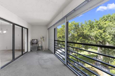 6555 W Broward Boulevard #409, Plantation FL - photo 17 of 33