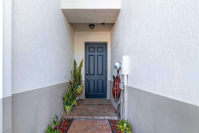3 bedroom Townhouse at 128 W Prive Circle, Colony Palms, Delray Beach — photo 3