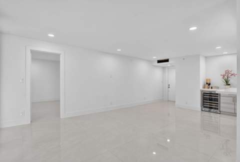 7847 Lakeside Boulevard #1021, Boca Raton FL - photo 13 of 55