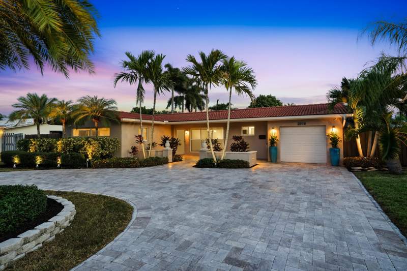 3 bedroom Single Family Residence at 2010 NE 31ST Street, DOUGLAS PARK, Lighthouse Point — photo 3