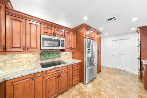2010 NE 31st Street, Lighthouse Point FL - photo 9 of 42