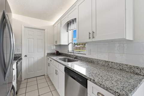 1154 SE Preston Lane, Port St. Lucie FL - photo 13 of 30