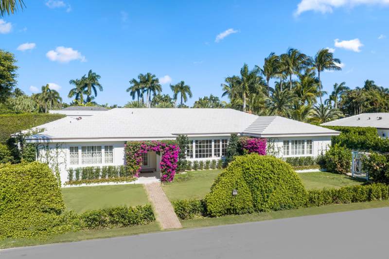 4 bedroom Single Family Residence at 257 Via Linda, Allard Sub P B In, Palm Beach — photo 3