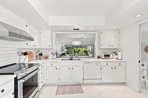 11190 Stonybrook Lane, Boynton Beach FL - photo 9 of 45