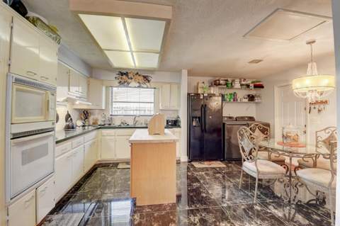 2815 SW 9th Street, Boynton Beach FL - photo 12 of 33