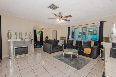 3611 NW 40th Court, Lauderdale Lakes FL - photo 8 of 28