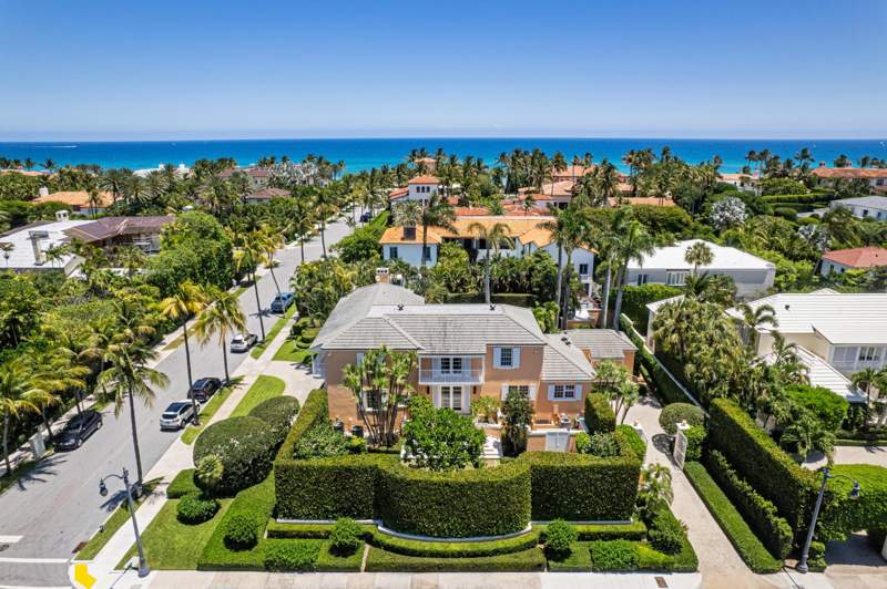 4 bedroom Single Family Residence at 198 Via Marina, Singer, Palm Beach — photo 3