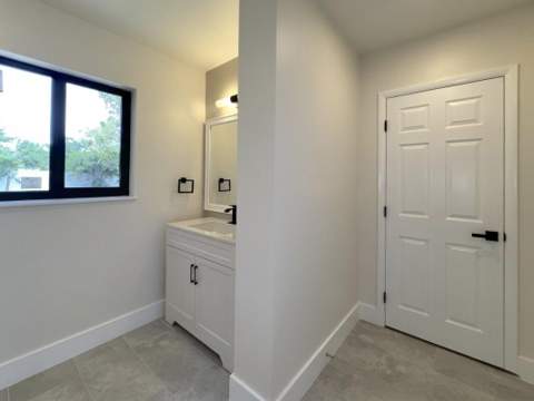 1795 Lauderdale Manor Drive, Fort Lauderdale FL - photo 22 of 24