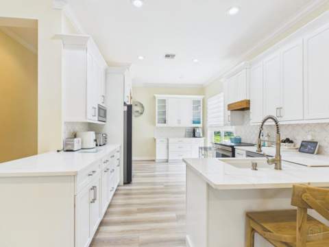 7059 Maidstone Drive, Port St. Lucie FL - photo 7 of 39