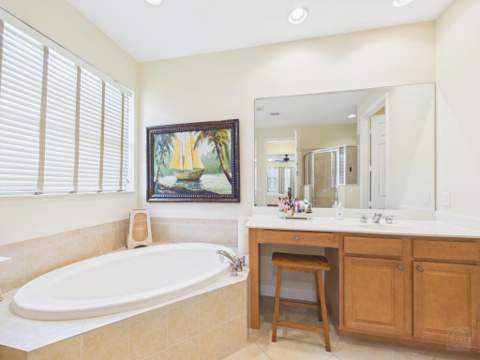 7059 Maidstone Drive, Port St. Lucie FL - photo 11 of 39
