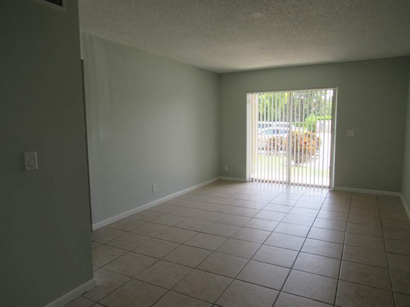 2 bedroom Condominium at 1822 Abbey Road #108, Abbey Park Gardens I Condo, West Palm Beach — photo 4