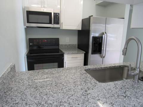 1822 Abbey Road #108, West Palm Beach FL - photo 8 of 16