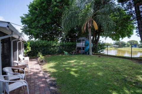 9060 Chrysanthemum Drive, Boynton Beach FL - photo 17 of 30