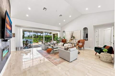10739 Stonebridge Boulevard, Boca Raton FL - photo 8 of 76