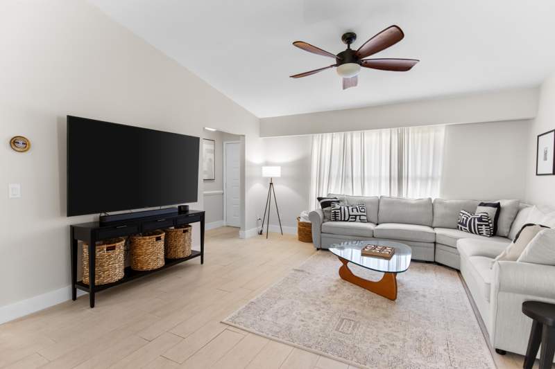 3 bedroom Single Family Residence at 471 SE Lancaster Avenue, Port St Lucie Section 13, Port St. Lucie — photo 5