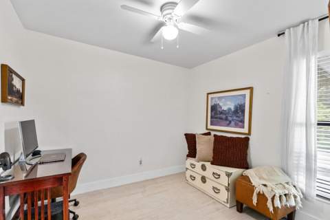 471 SE Lancaster Avenue, Port St. Lucie FL - photo 24 of 40