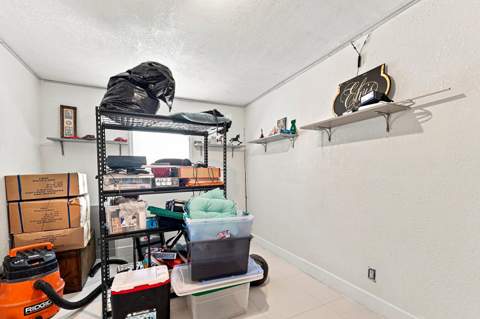 1010 Pinetree Drive, Lantana FL - photo 10 of 13