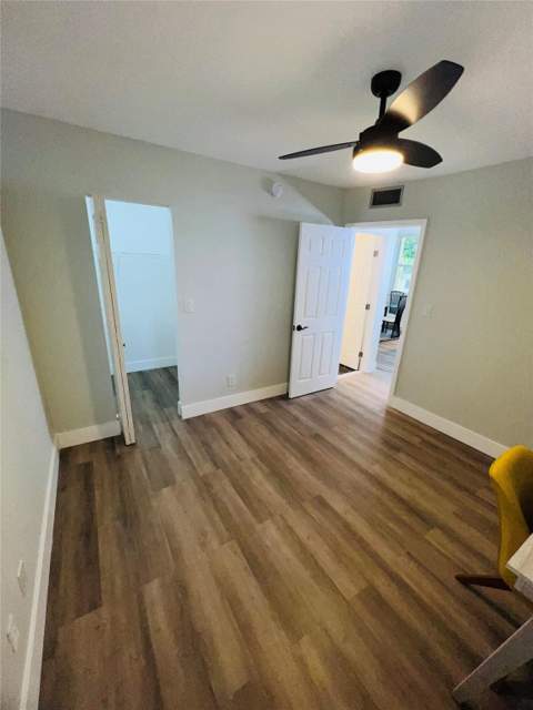 6090 NW 64th Avenue #212, Tamarac FL - photo 11 of 34