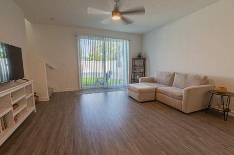 870 SE Grovebush Lane, Port St. Lucie FL - photo 8 of 24