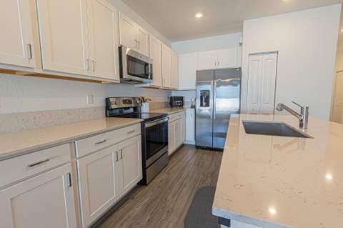 870 SE Grovebush Lane, Port St. Lucie FL - photo 6 of 24