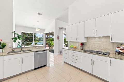10739 Stonebridge Boulevard, Boca Raton FL - photo 21 of 76