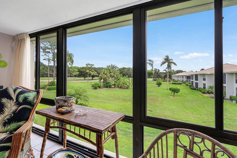 2 bedroom Condominium at 11202 Quail Covey Road #Green Heron N, Quail Ridge , Boynton Beach — photo 3