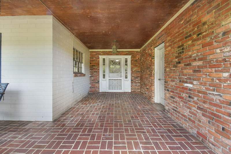 5 bedroom Single Family Residence at 135 Hartman Road, Metes And Bounds, Fort Pierce — photo 4