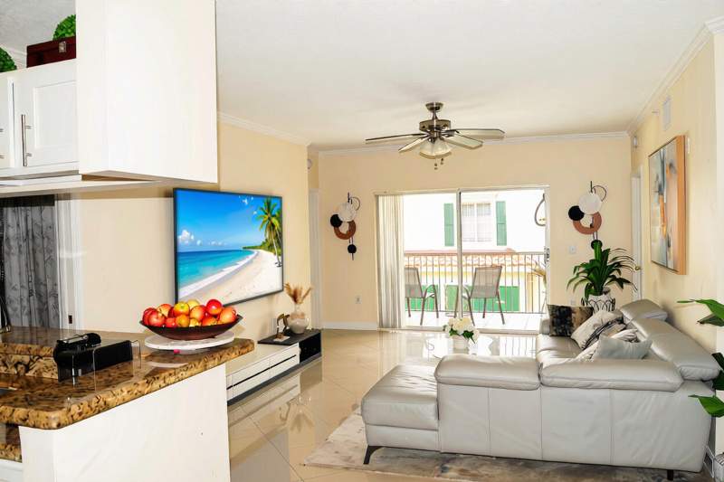 3 bedroom Condominium at 11685 W Atlantic #1923, Palms Point Condo, Coral Springs — photo 2