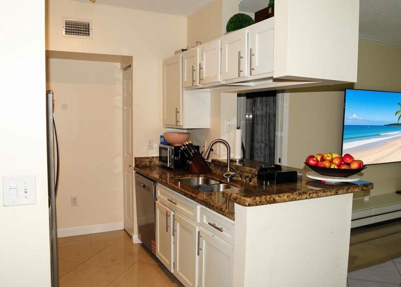 3 bedroom Condominium at 11685 W Atlantic #1923, Palms Point Condo, Coral Springs — photo 3
