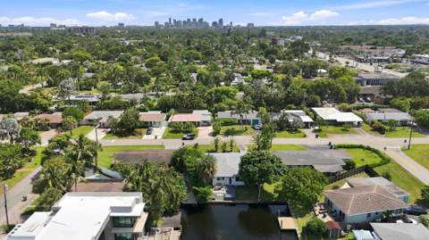35 NE 29th Street, Wilton Manors FL - photo 6 of 45