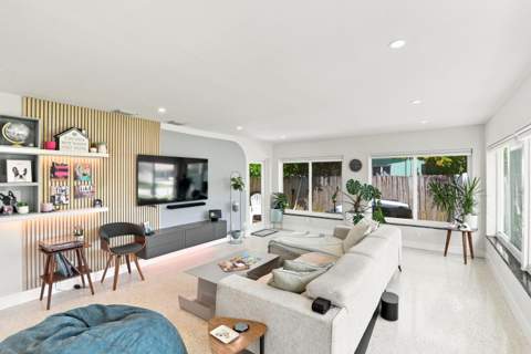 35 NE 29th Street, Wilton Manors FL - photo 13 of 45