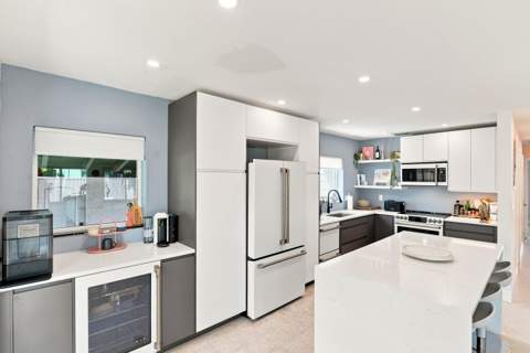 35 NE 29th Street, Wilton Manors FL - photo 17 of 45