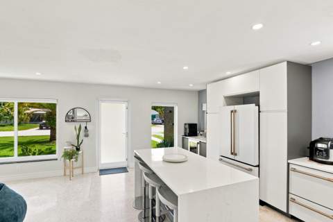 35 NE 29th Street, Wilton Manors FL - photo 20 of 45