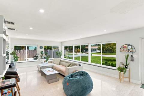 35 NE 29th Street, Wilton Manors FL - photo 21 of 45