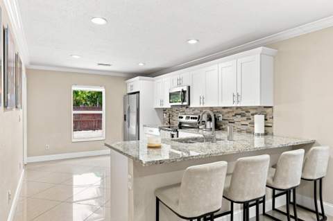 901 S M Street, Lake Worth Beach FL - photo 15 of 44