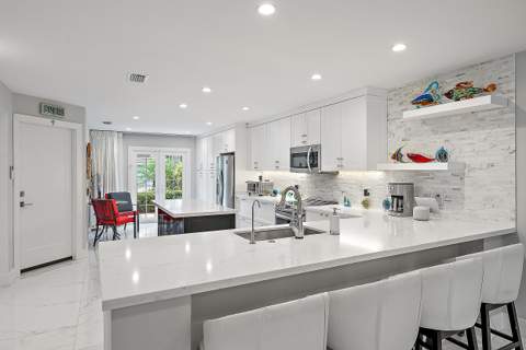 7 Grand Bay Circle, Juno Beach FL - photo 9 of 30