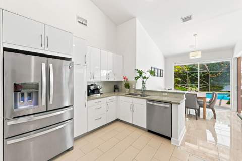 10739 Stonebridge Boulevard, Boca Raton FL - photo 24 of 76