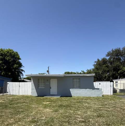 2349 NW 13th Court, Fort Lauderdale FL - photo 6 of 7