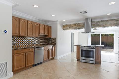 3100 S Seacrest Boulevard, Boynton Beach FL - photo 7 of 36