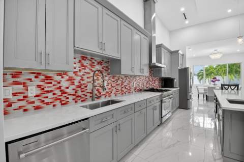 711 NE 6th Street, Boca Raton FL - photo 15 of 46