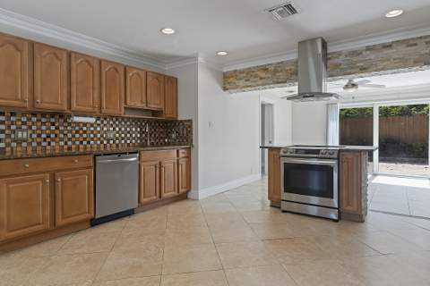 3100 S Seacrest Boulevard, Boynton Beach FL - photo 12 of 36