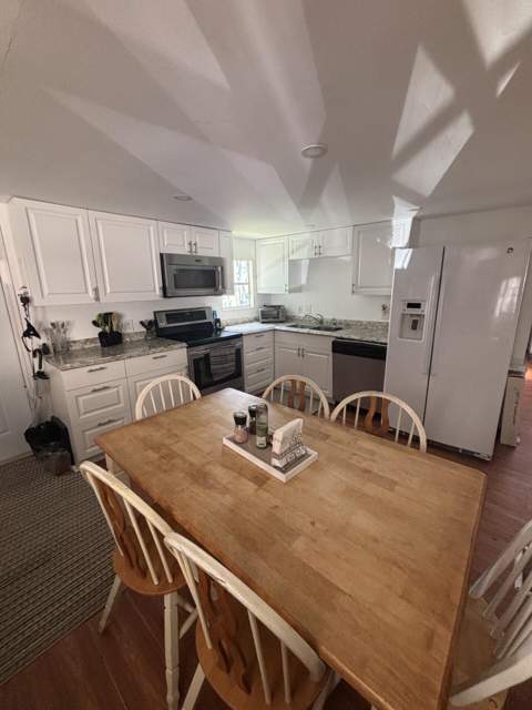378 Pebblestone Court, Coconut Creek FL - photo 9 of 19