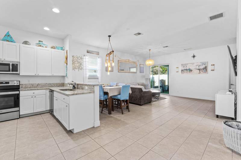 3 bedroom Single Family Residence at 6855 4th Street, Abyssinia Park, Jupiter — photo 5