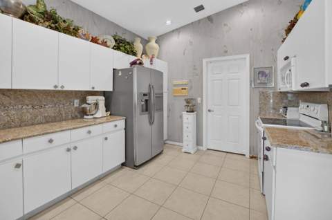 12631 Coral Lakes Drive, Boynton Beach FL - photo 21 of 97