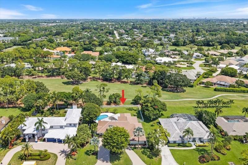 4 bedroom Single Family Residence at 460 Glenbrook Drive, Atlantis City Of 16-B, Atlantis — photo 5