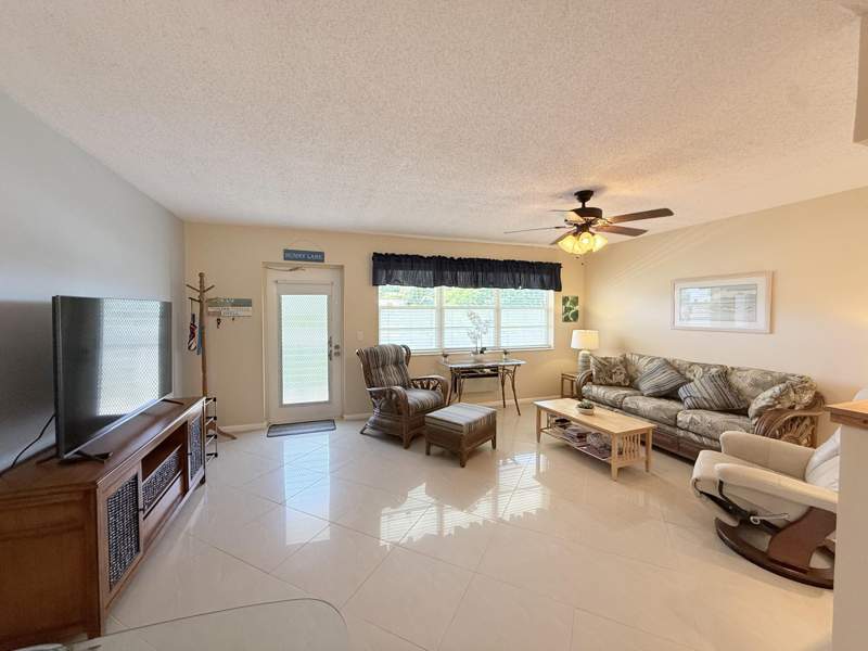1 bedroom Condominium at 22 Markham A, Century Village, Deerfield Beach — photo 2